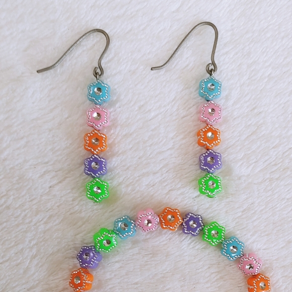 New✨Flower Gem Earrings & Bracelet Set - Picture 2 of 4